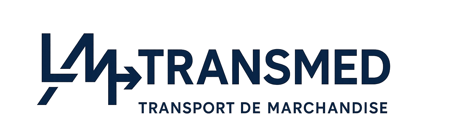Logo de LMA TransMed, transport de marchandise, sur fond blanc. Le texte est en bleu foncé avec un motif graphique à gauche du texte.